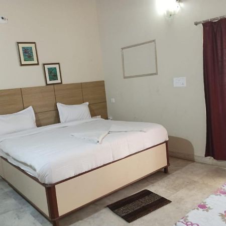 Chandan Resort Puri Exterior foto